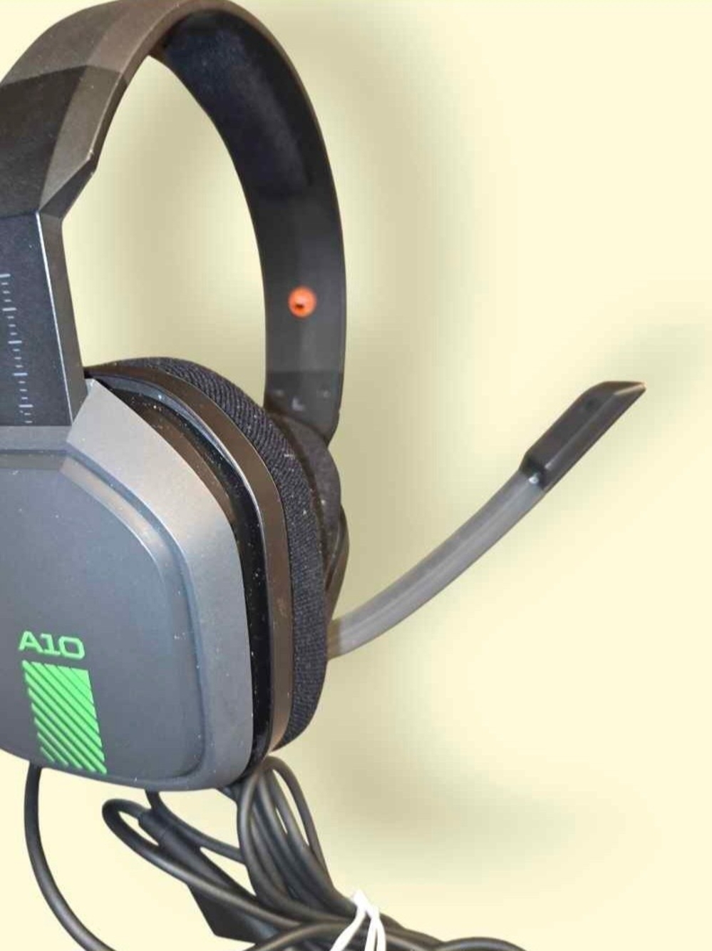 A10 Wired Gaming Headset with Mic - Black and Green